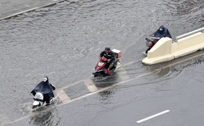 今夏我国北方为何成“多雨中心”？专家解释原因