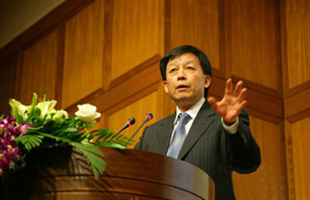 现代大学周刊丨易中天：劝君免谈陈寅恪