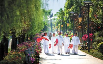 银发旅游，如何适老又悦老？